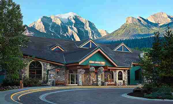 Lake Louise Inn hotel